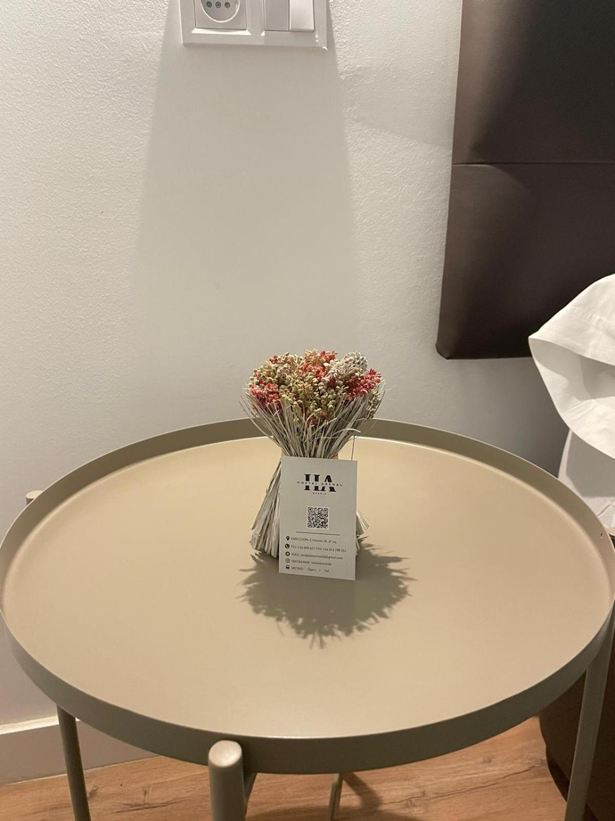 Hostal Arenal Madrid Kültér fotó